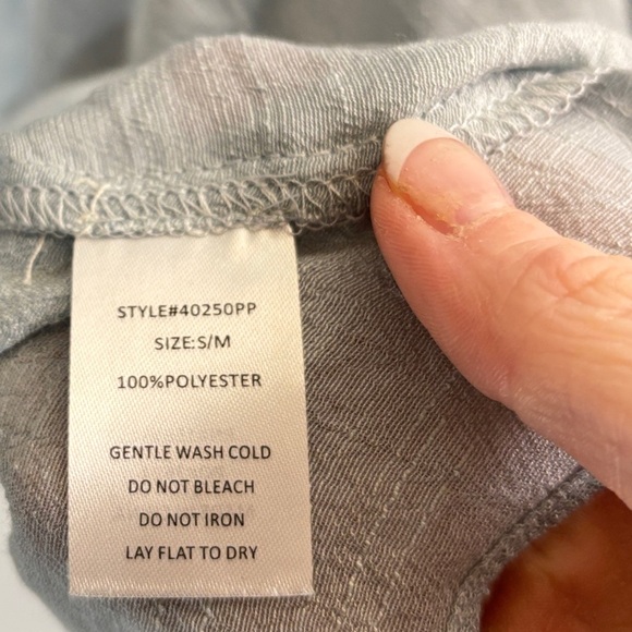 bundle 3 or more 
Grade & Gather Blue Asymmetrical Tunic with Relaxed Sleeves - Picture 5 of 5